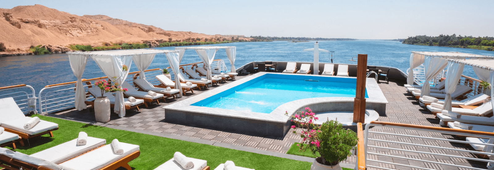 nilusihajo_fedelzet_nilustravel